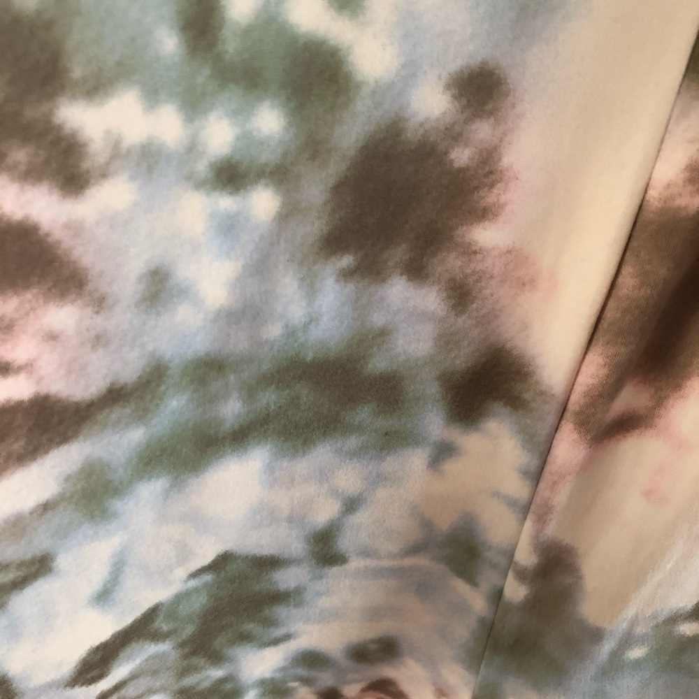 HP! ๐๐๐Soft Pastel Colors -Asymmetrical Jumper - Picture 4 of 5